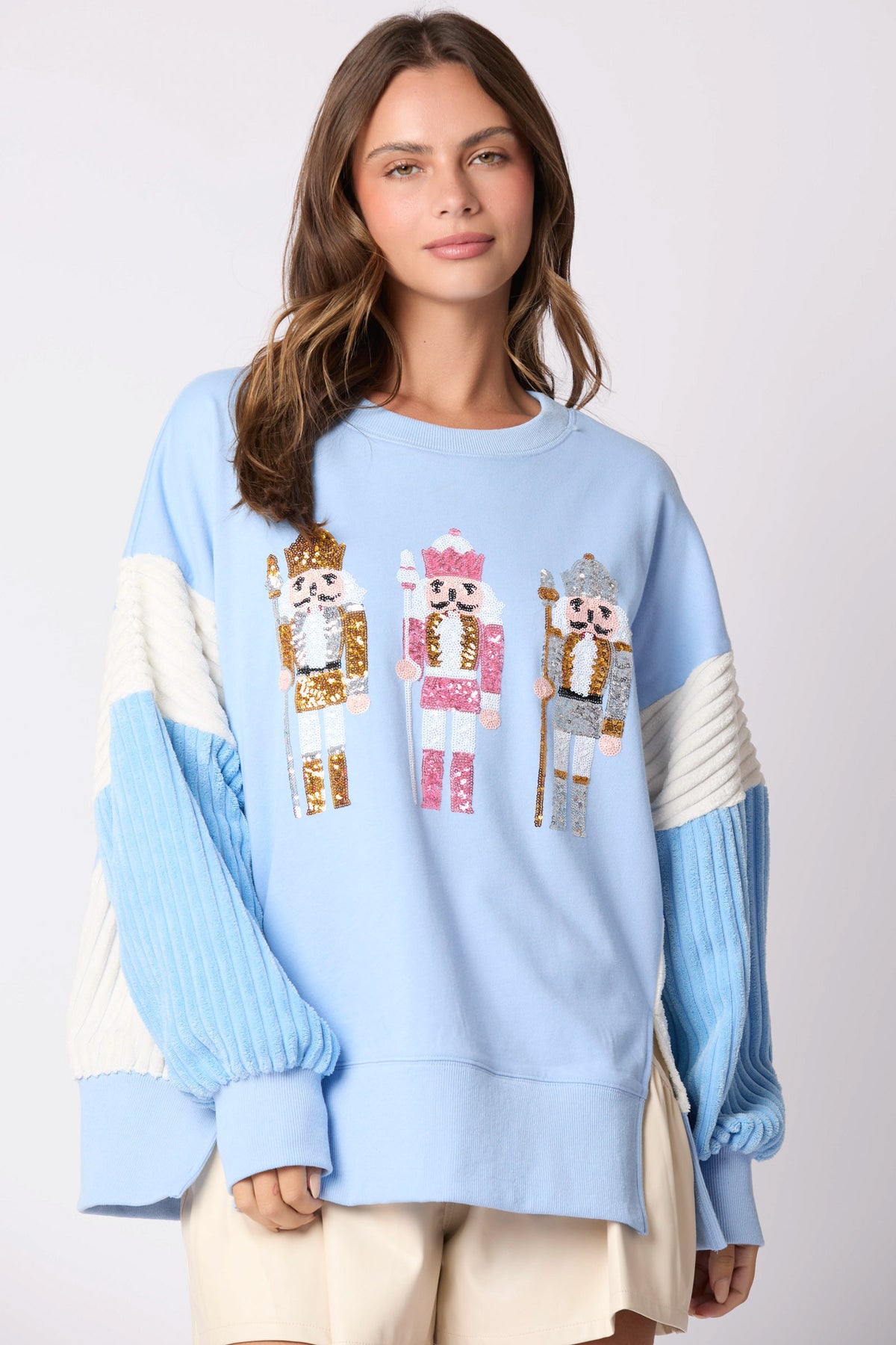 PEACH LOVE NUTCRACKER OVERSIZED SWEATSHIRT (BLUE)