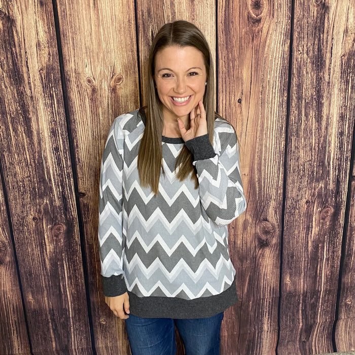 HONEYME LT GREY/WHITE/CHARCOAL CHEVRON LONG SLEEVE WEEKENDER